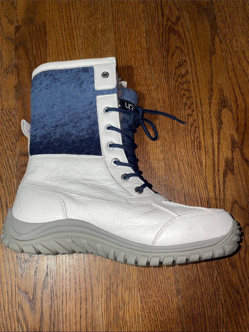 UGG Adirondack II boots - Picture 7 of 16